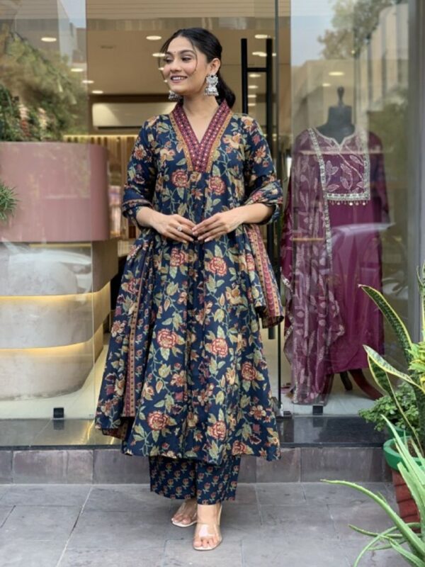 Navy Blue Floral Printed Cotton Blend Kurta, Pant & Dupatta