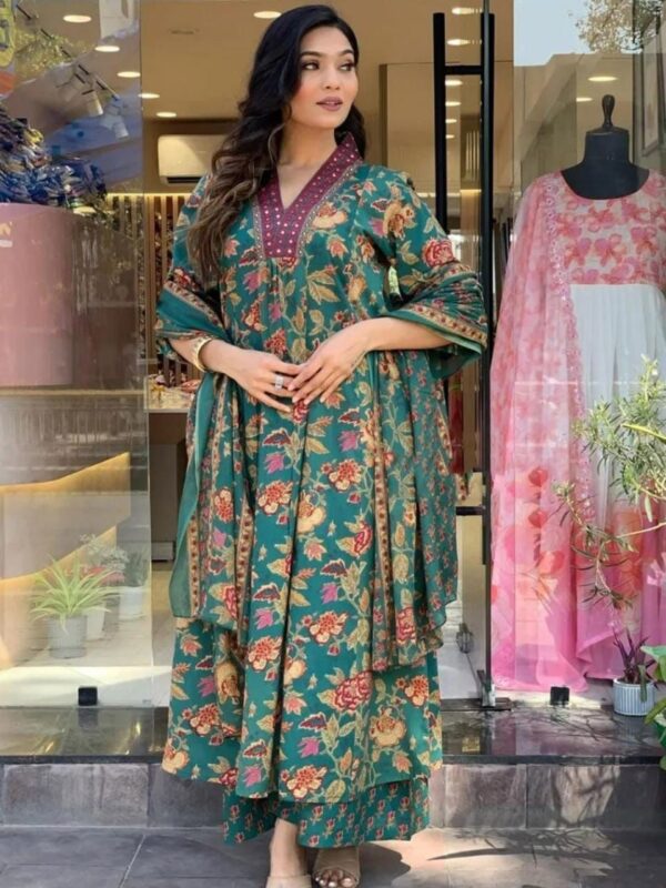 Green Floral Printed Cotton Blend Kurta, Pant & Dupatta Set