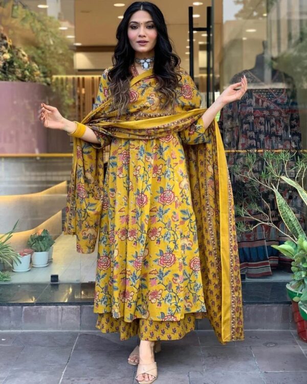 Yellow Floral Printed Cotton Blend Kurta, Pant & Dupatta Set