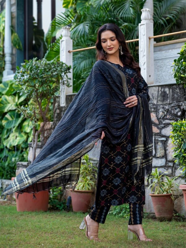 Rayon printed Kurtis pant With Dupatta